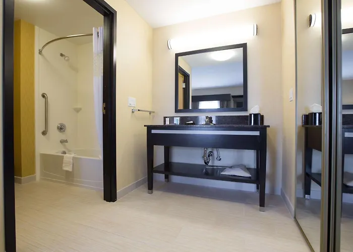 Hampton Inn&Suites Toledo/Westgate